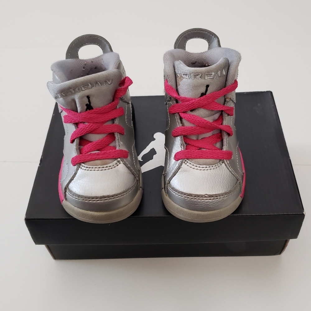 👟 Jordan 6 Retro Kids Sneaker Shoes